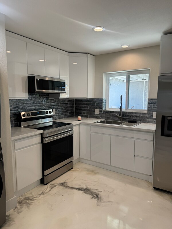 Foto del edificio - 1641 255th St W