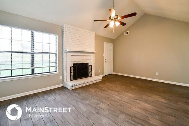 Foto del edificio - 10127 Stephenson Ln