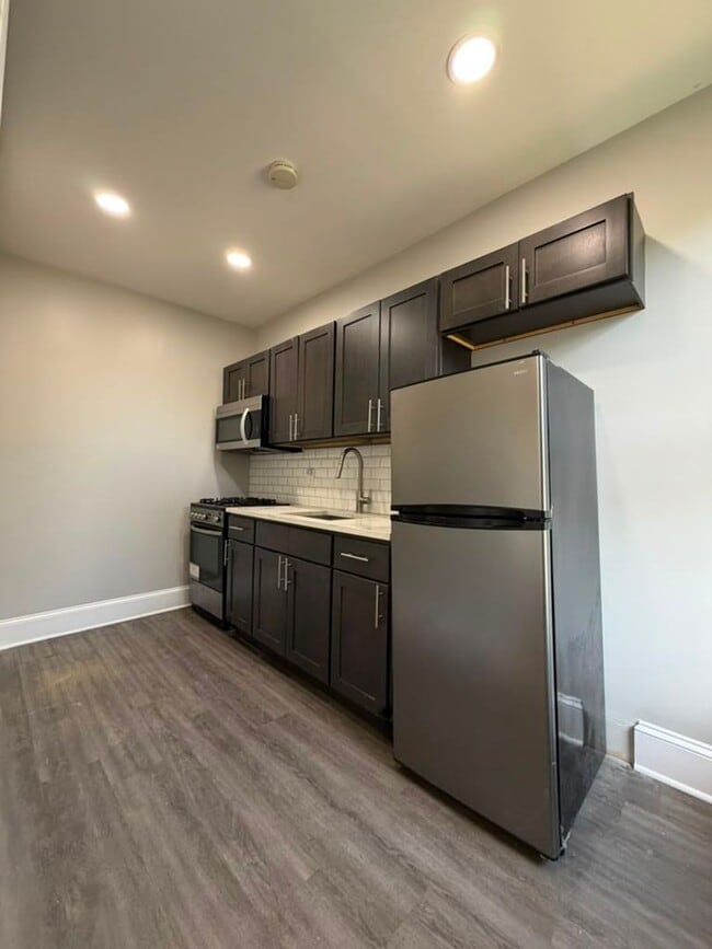 Interior Photo - Grove St Apartments