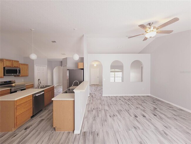 Building Photo - 89 Palmwood Dr