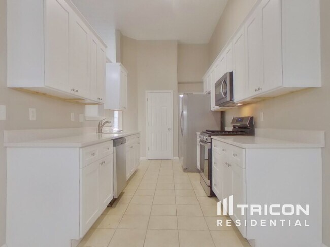 Building Photo - 1260 Wilkes Crest Dr NE