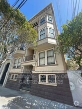 Building Photo - 35 27th St