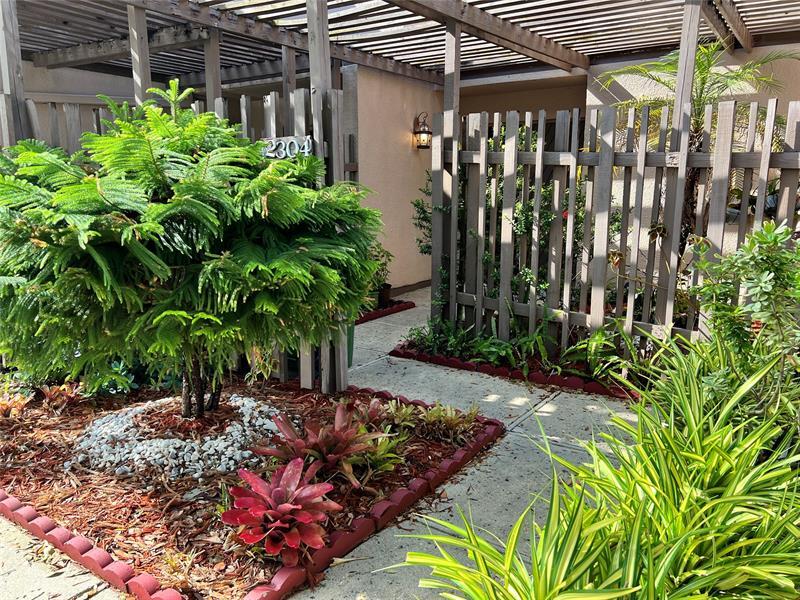 Foto principal - 12304 NW 11th Ct