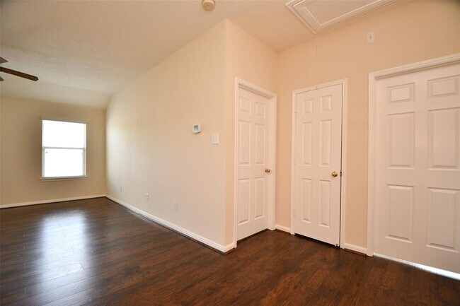 Foto del edificio - 2351 Morgan Ridge Ln