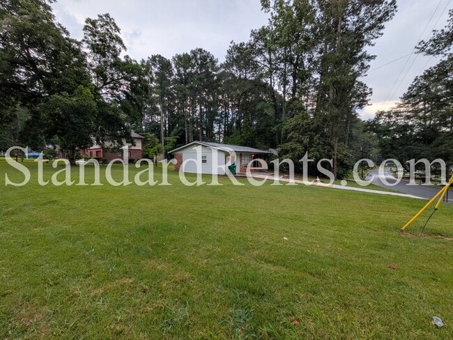 Foto del edificio - 2916 Battle Forrest Dr
