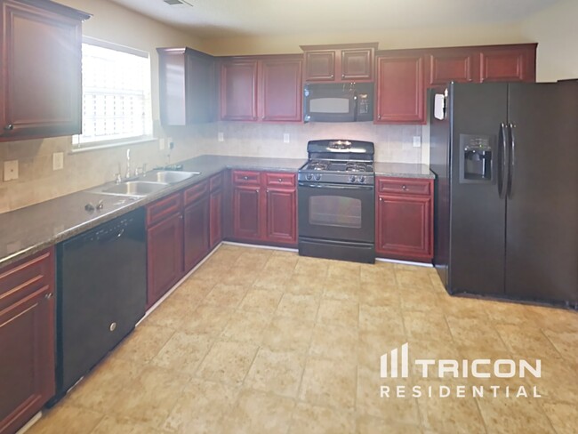 Building Photo - 5853 Sepulveda Ln