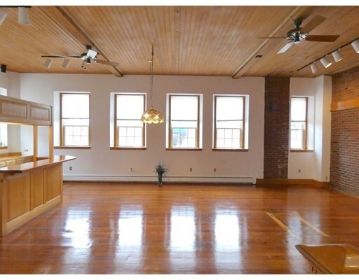 Building Photo - 675 Grove St