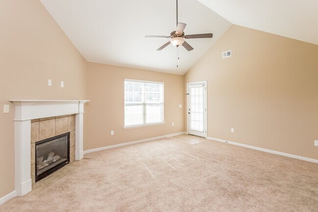 Foto del edificio - 2729 Miner Cove