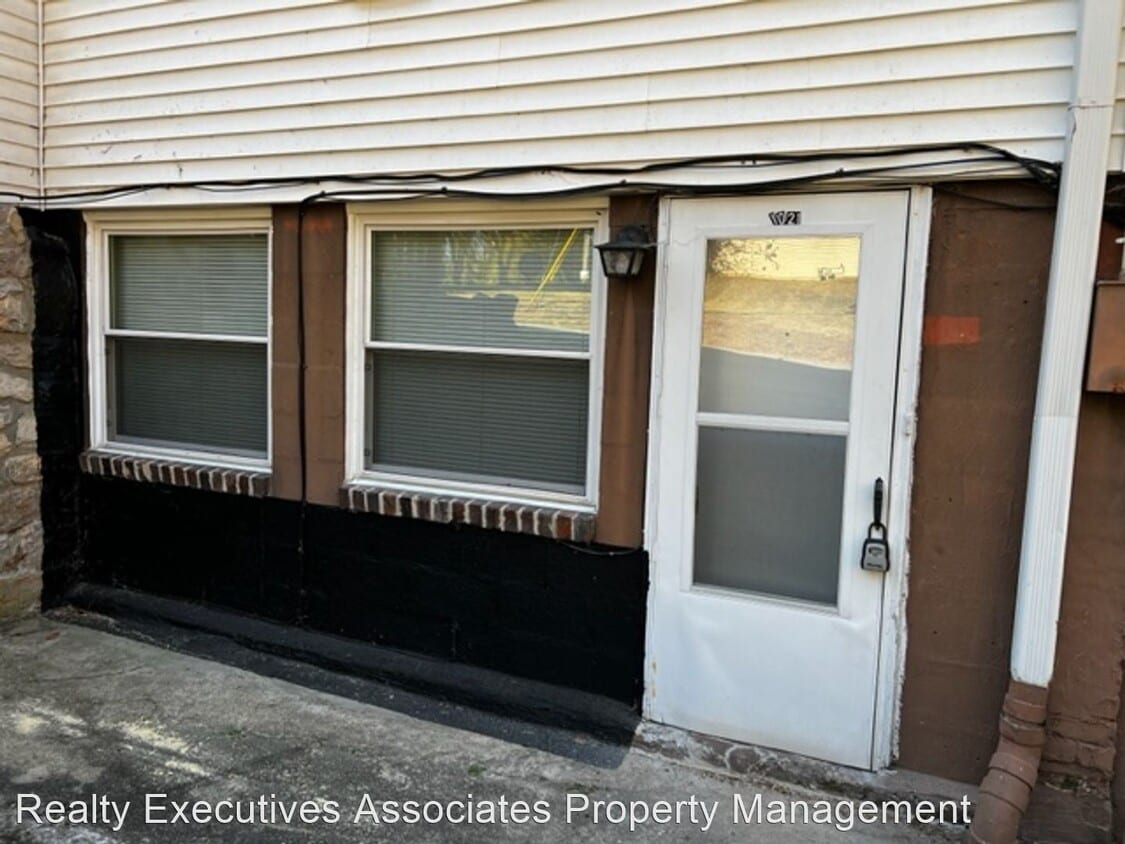 1021 E Harper Ave, Maryville, TN 37804 House Rental in Maryville, TN