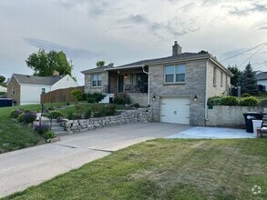 Building Photo - 534 N 72nd Ave