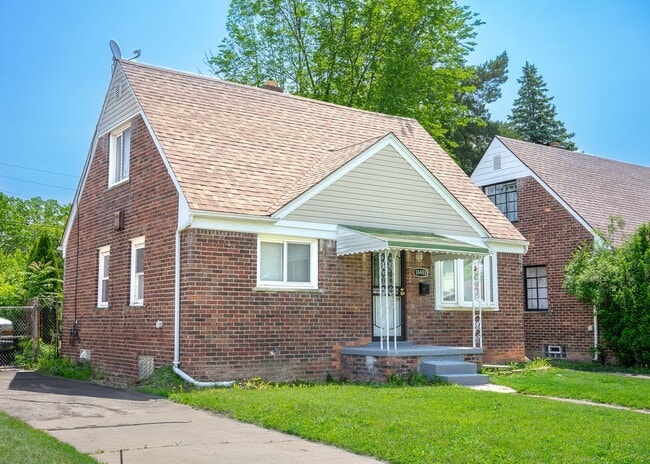Building Photo - 18488 Shields St