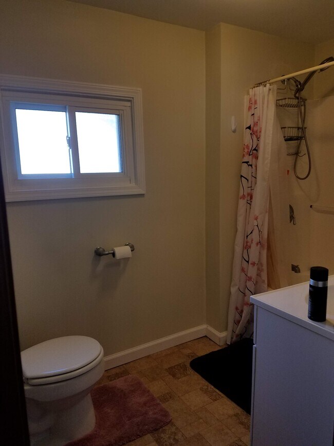 Foto del edificio - 311 Crawford Run Rd