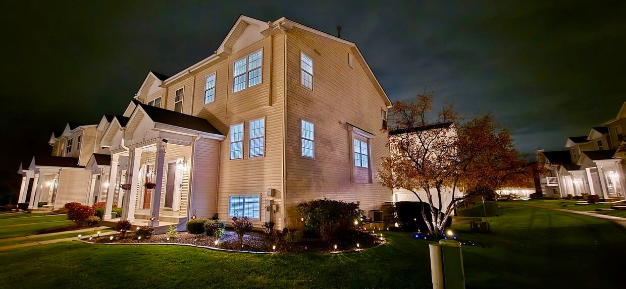 Foto principal - 113 W Big Horn Dr