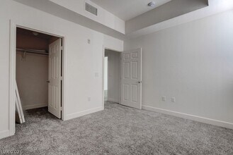 Building Photo - 59 E Agate Ave