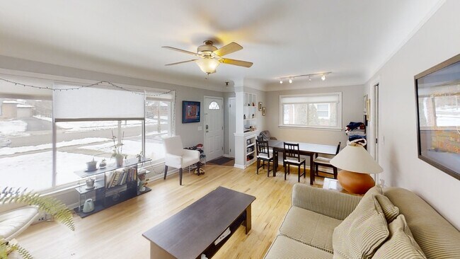 Foto del edificio - 1487 Kirtland Dr