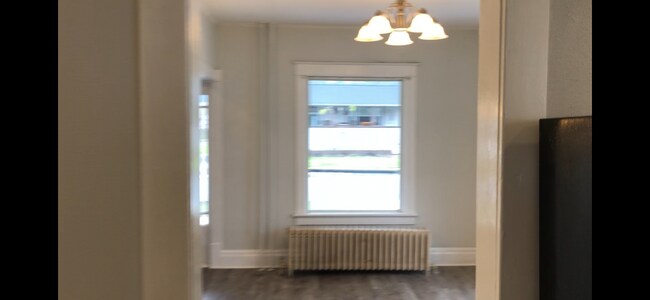 Foto del edificio - 210 Dixon Ave