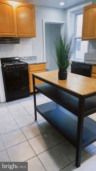 Foto del edificio - 429 N 40th St