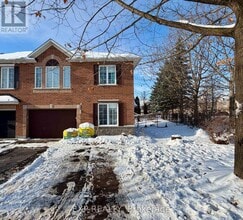 Building Photo - 101 Macassa Cir