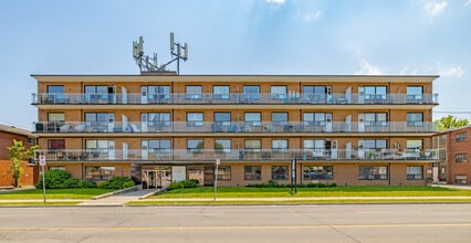 Building Photo - De Laurentian Apartments