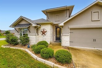 Building Photo - 1332 Modoc Wy