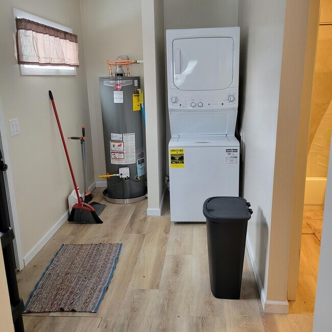 Foto del edificio - 1213 Center St