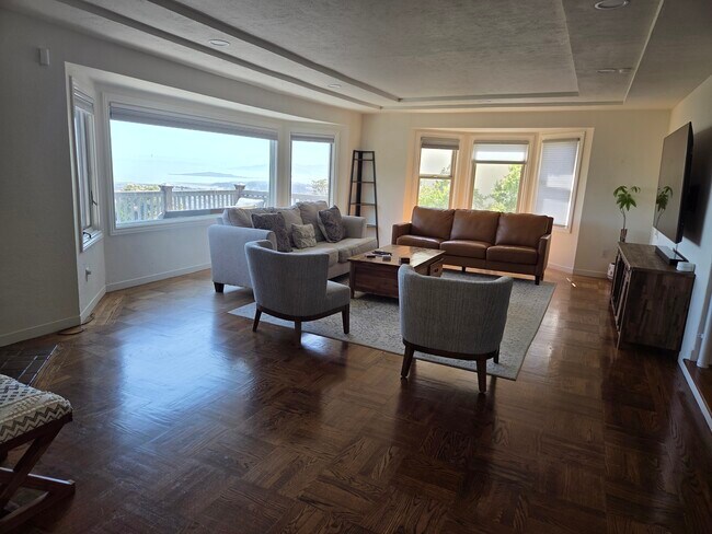 Foto del edificio - 7234 View Ave