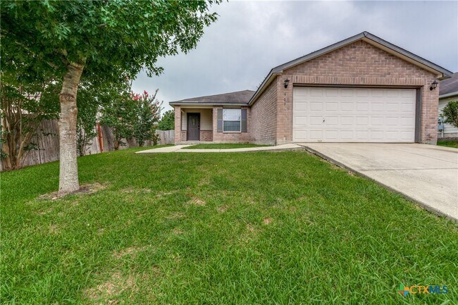 Building Photo - 309 Willow View