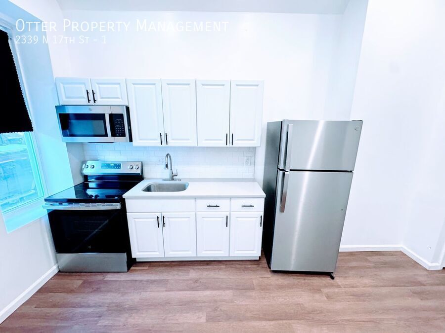 Photo - 2339 N 17th St-1