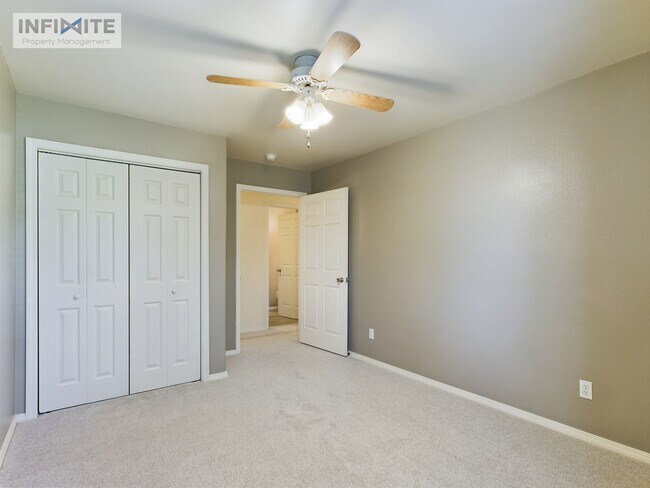 Foto del edificio - 3 Bedroom Condo in Bozeman