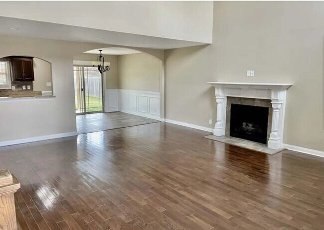 Building Photo - 1741 Autumnwood Blvd