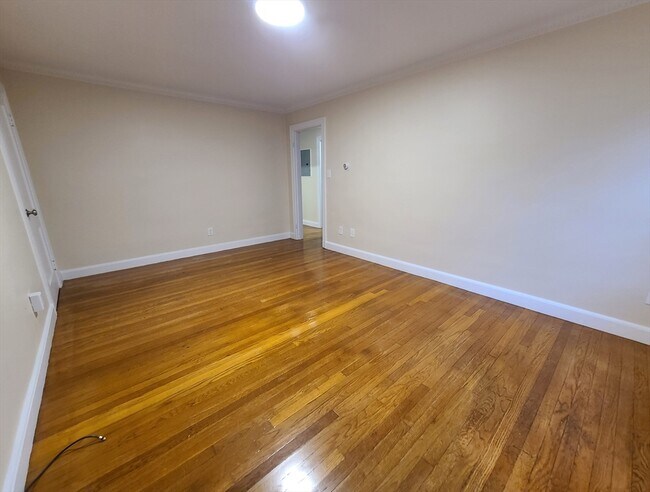 Foto del edificio - 169 Everett St