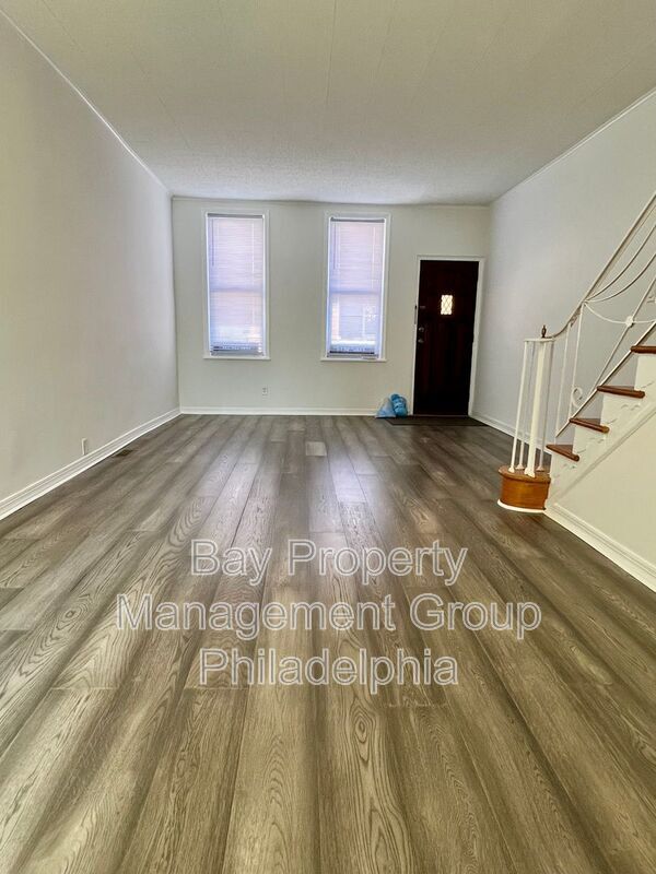 Building Photo - 3227 Chatham St