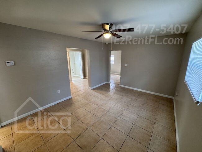 Foto del edificio - Nicely Located 3/1 in Deland