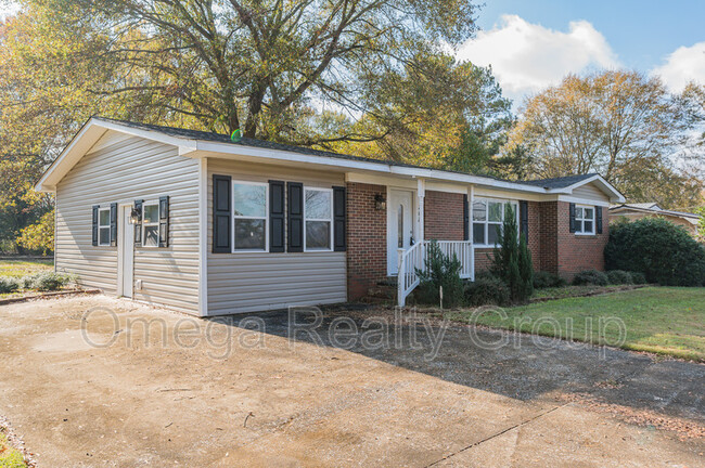 Building Photo - 1808 Wilson Dr