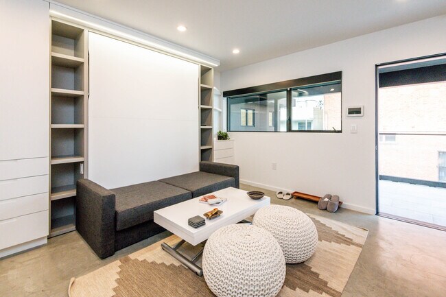 Foto del edificio - 14 Brooks Ave