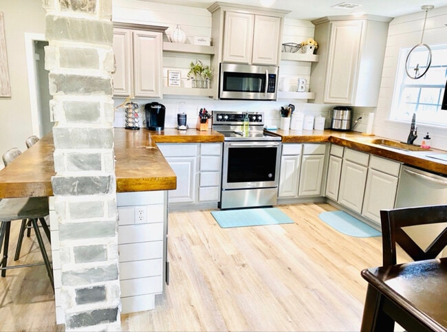 Photo - 451 Firewood Dr House