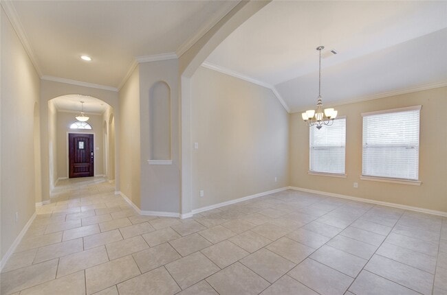 Building Photo - 6519 Point Hollow Ln
