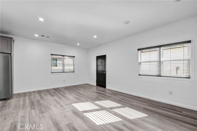 Foto del edificio - 696 E 9th St