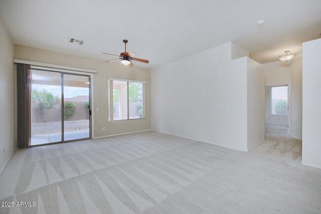 Building Photo - 10447 E Morning Star Dr