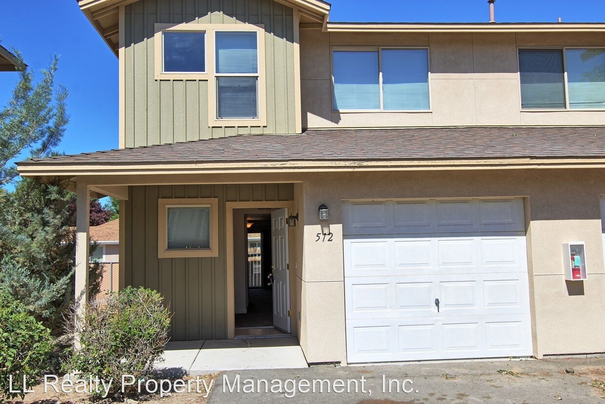 Primary Photo - 500 Village Dr