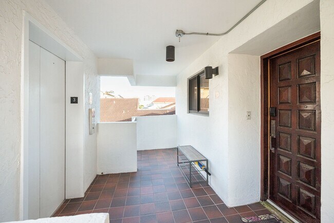 Foto del edificio - 2600 Cardena St