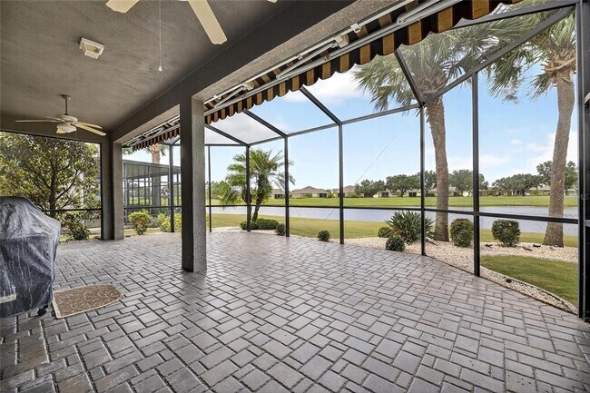 Foto del edificio - 1039 Emerald Dunes Dr