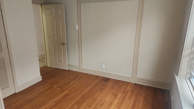 Foto del edificio - 6312 Cates Ave