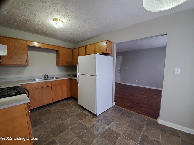 Foto del edificio - 1704 Stallings Ave