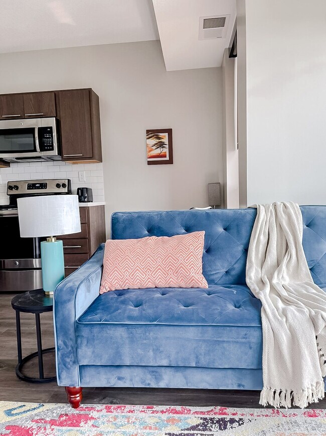 Foto del edificio - 1400 E Walnut St