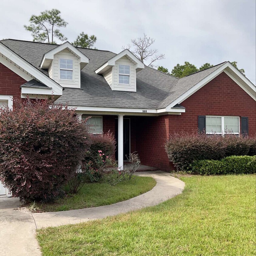 305 Winchester Way S.E., Allenhurst, GA 31301 House Rental in