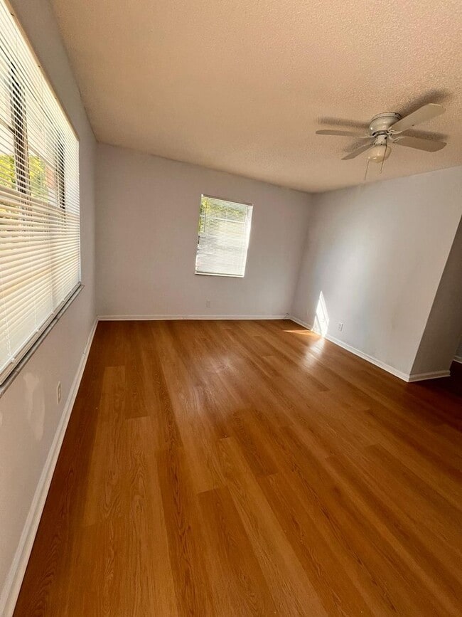 Building Photo - 116 N F St