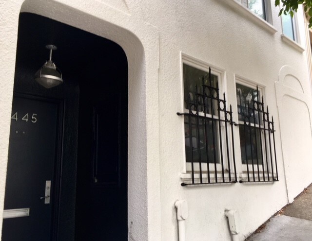 Primary Photo - 1445 Kearny St