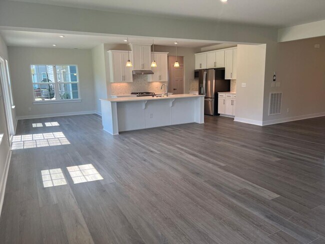 Foto del edificio - Elegant Home located in Union County with 5BR/4BA