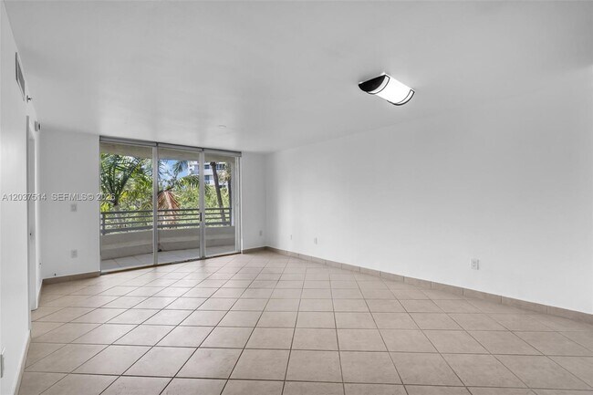 Foto del edificio - 1401 Bay Rd
